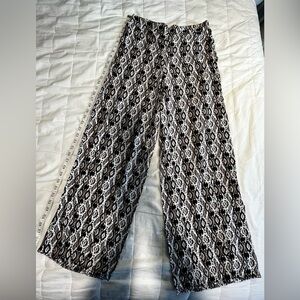 Maurices wide leg pants size Small